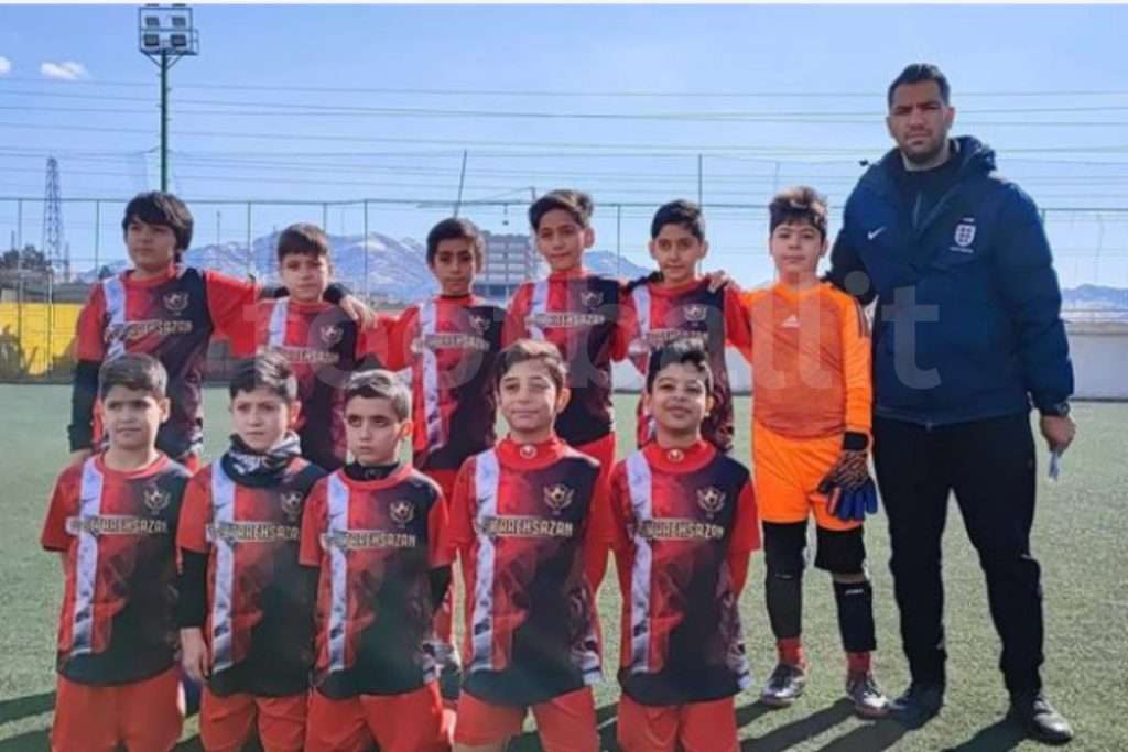 مدرسه فوتبال ستاره سازان دشتی