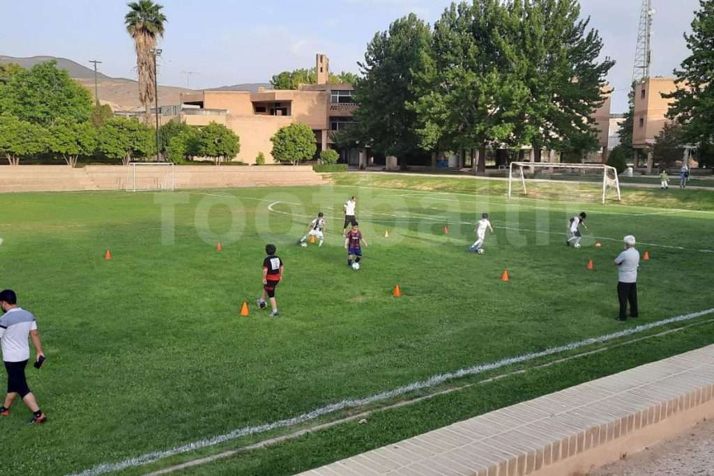 مدرسه فوتبال پرشیا